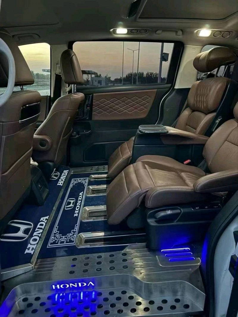 东营20年本田艾力绅2