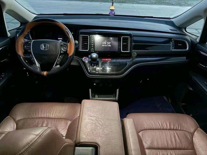 东营20年本田艾力绅4