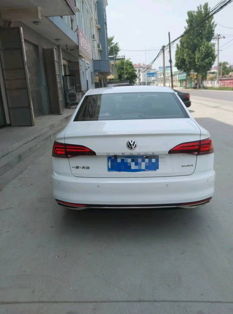 保定19年大众宝来8