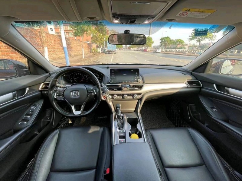 广州20年本田雅阁6