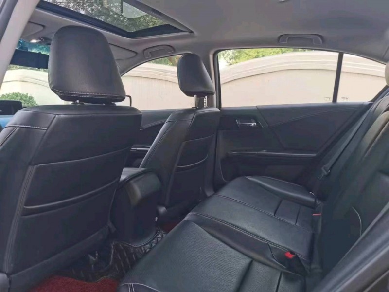 保定18年本田雅阁6