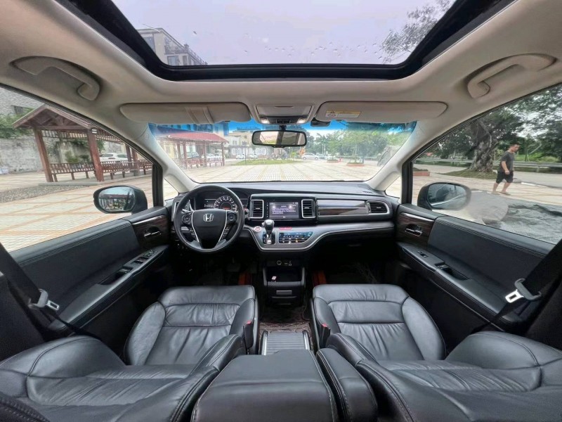 汕头18年本田艾力绅9