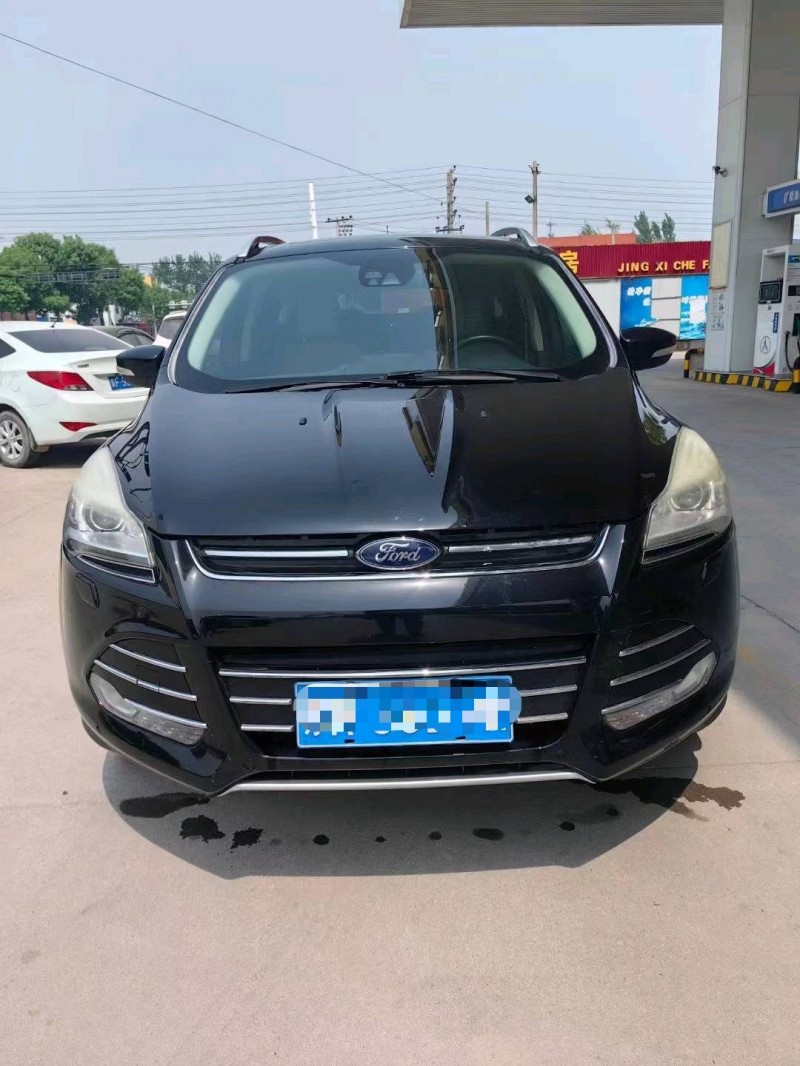 保定14年福特翼虎1