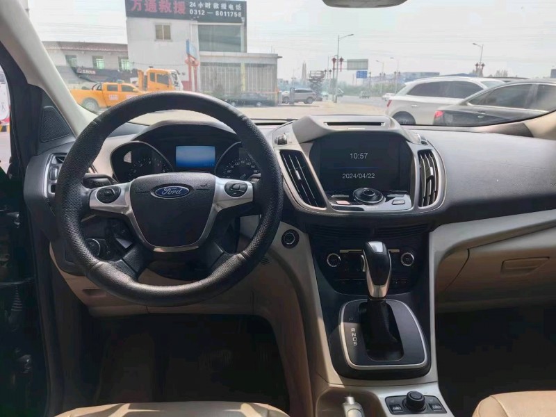 保定14年福特翼虎5