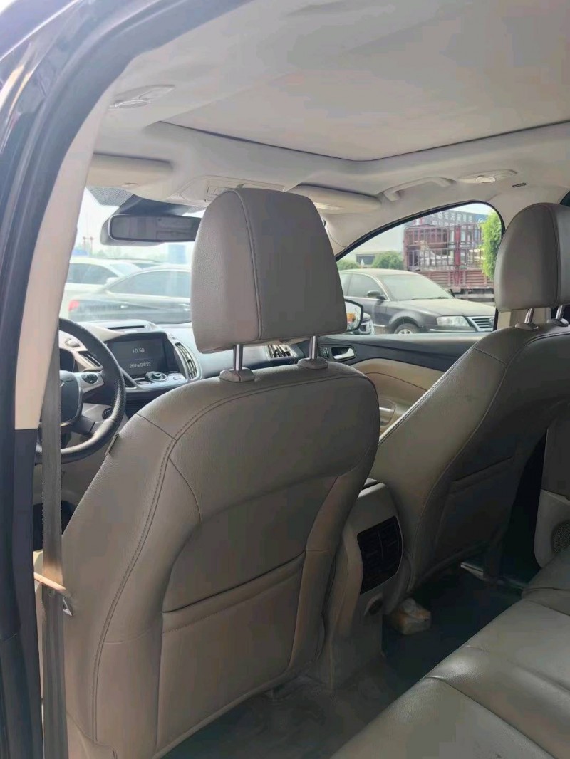 保定14年福特翼虎6