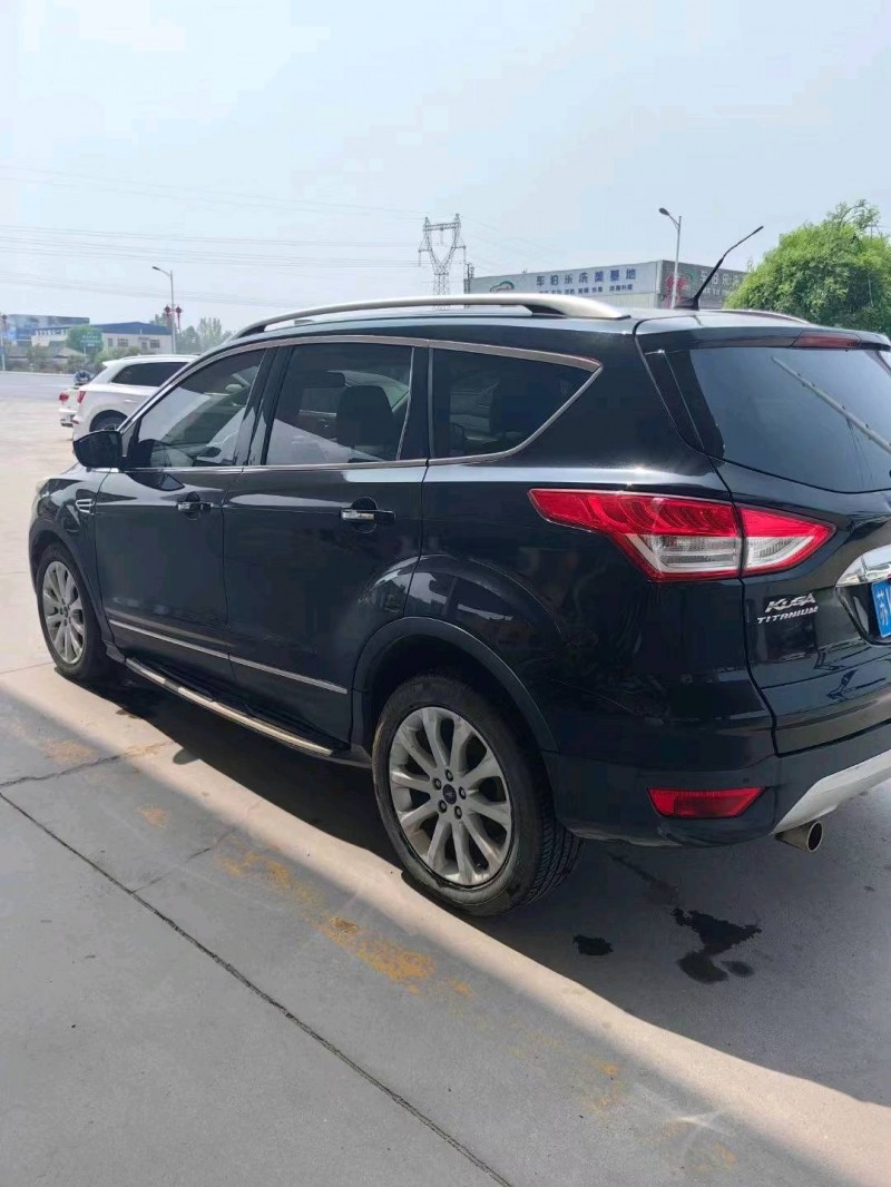 保定14年福特翼虎8