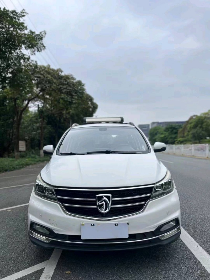 徐州18年寶駿7301