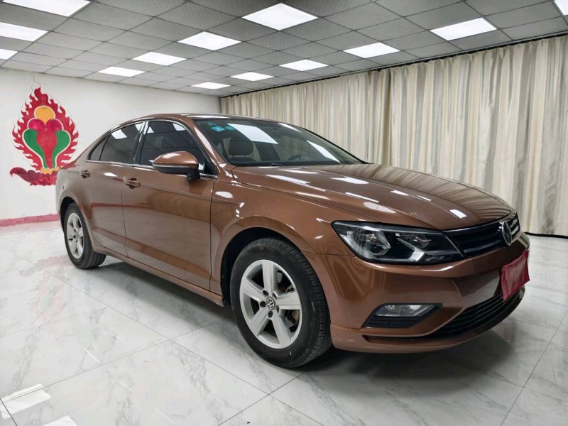 成都16年大众凌渡2