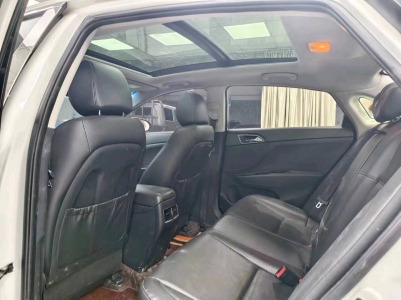 成都17年现代名图4