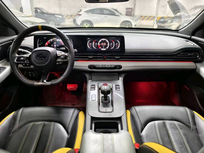 成都23年传祺影豹6