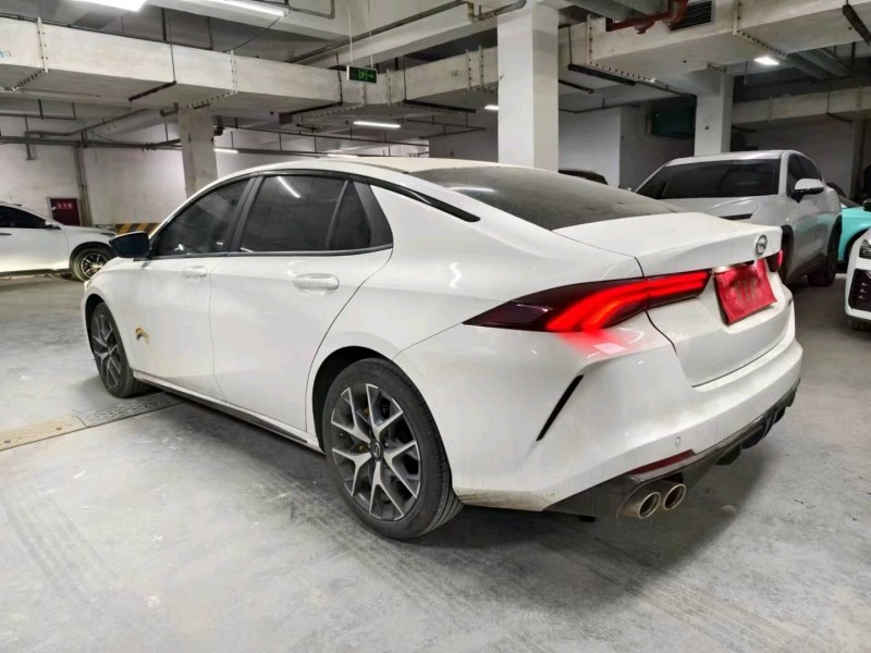 成都23年传祺影豹8