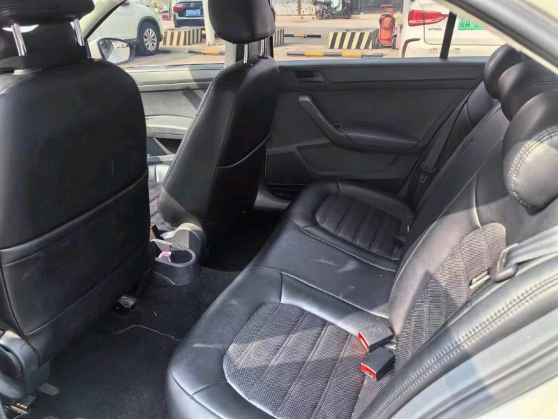 长沙20年大众桑塔纳6