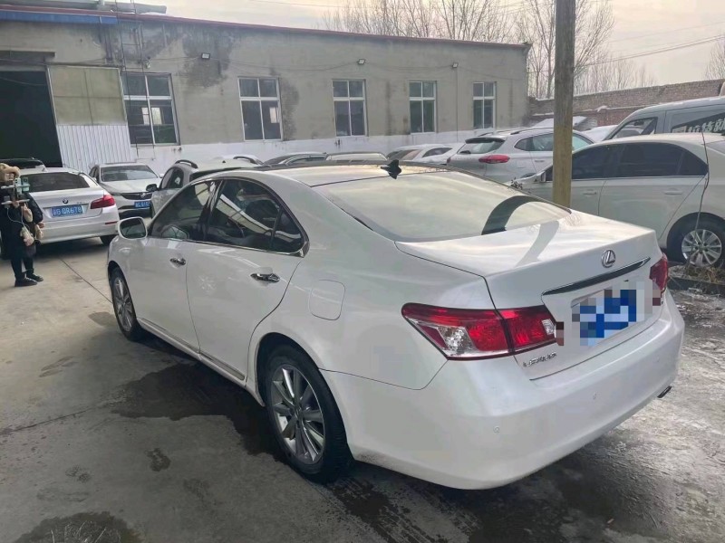 保定10年雷克萨斯ES5