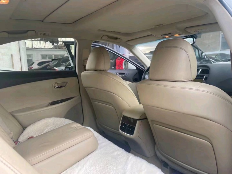 保定10年雷克萨斯ES6