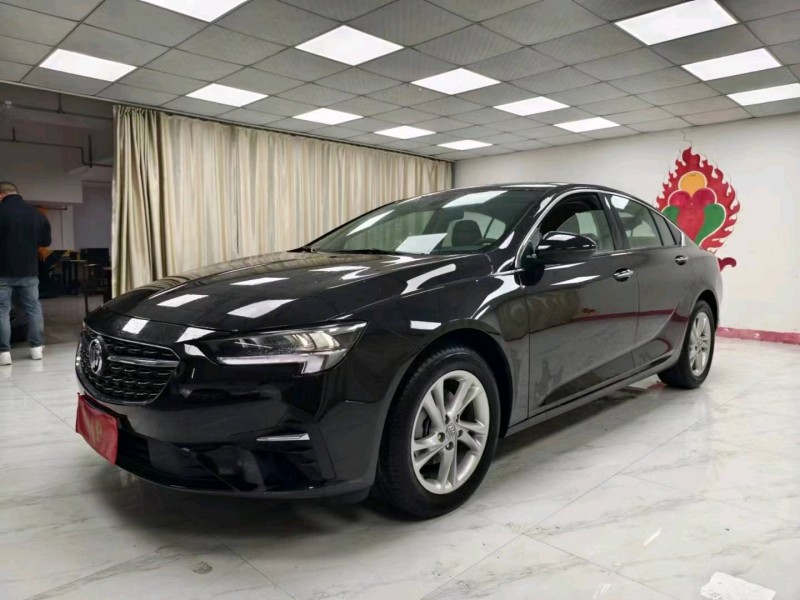 成都23年别克君威3