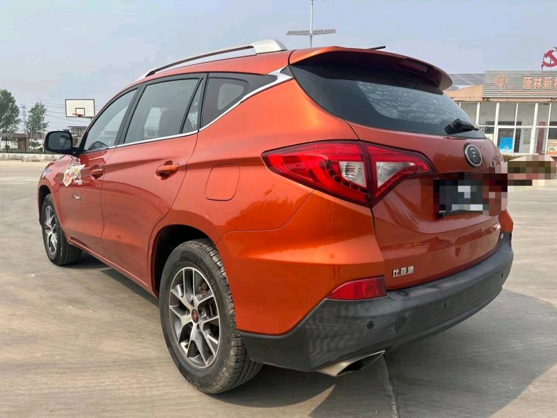 枣庄18年比亚迪宋8