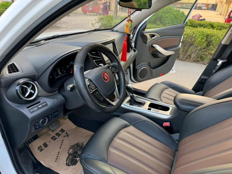 徐州18年比亚迪宋4