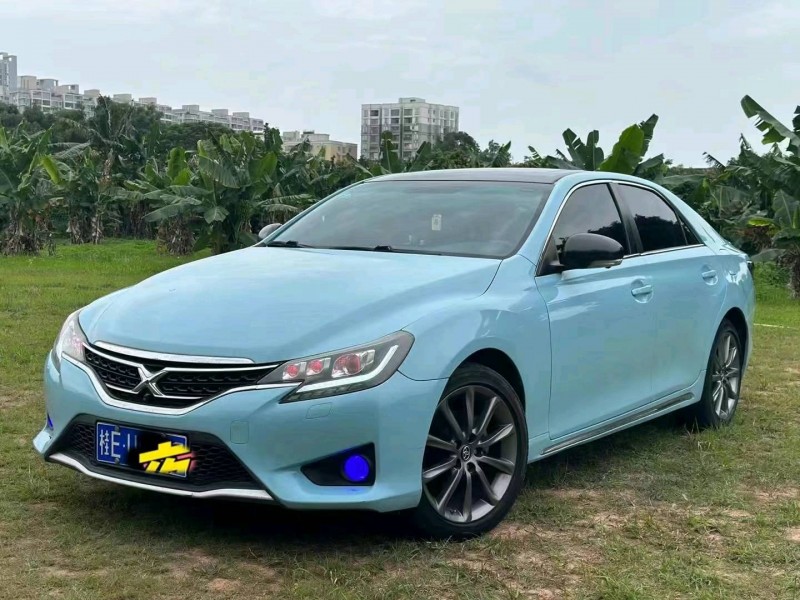 佛山14年丰田锐志2