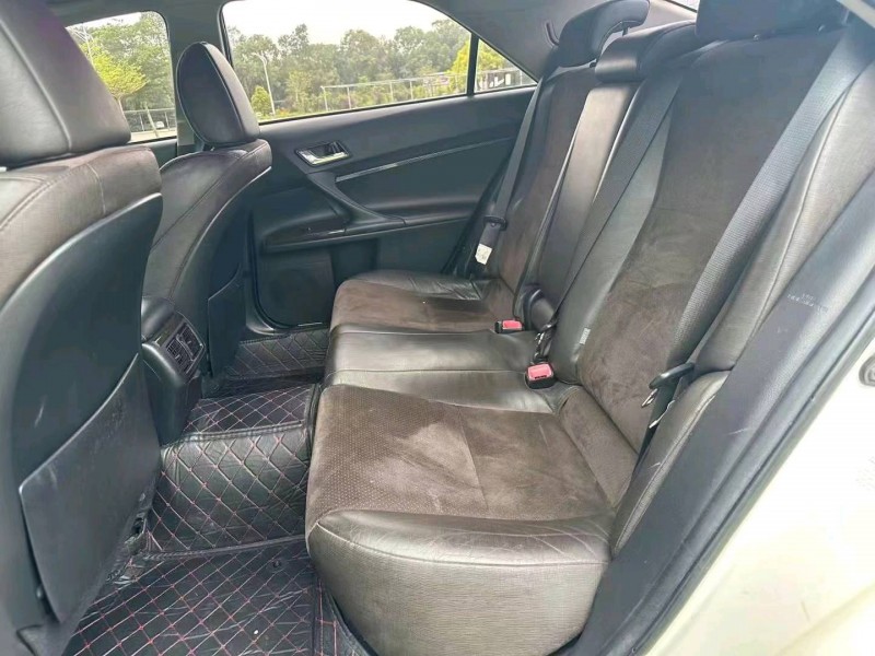 佛山14年丰田锐志5