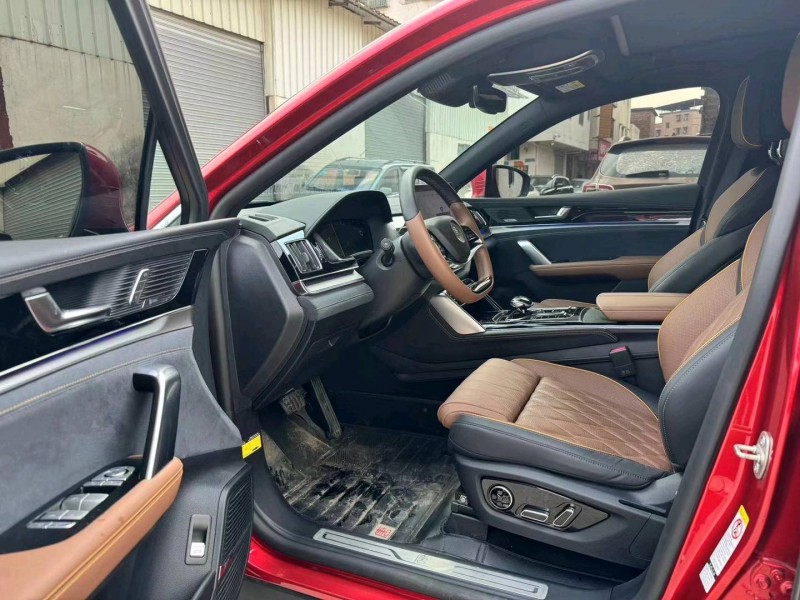 广州22年比亚迪唐5