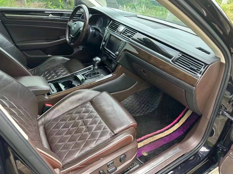 潍坊19年大众辉昂4