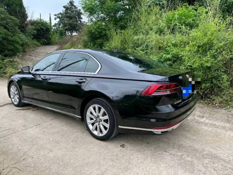 潍坊19年大众辉昂6