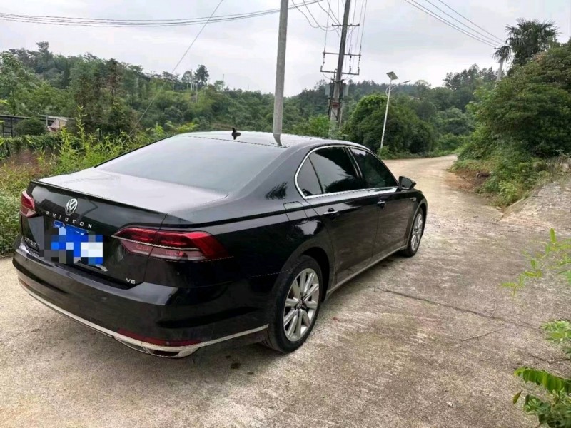 潍坊19年大众辉昂7