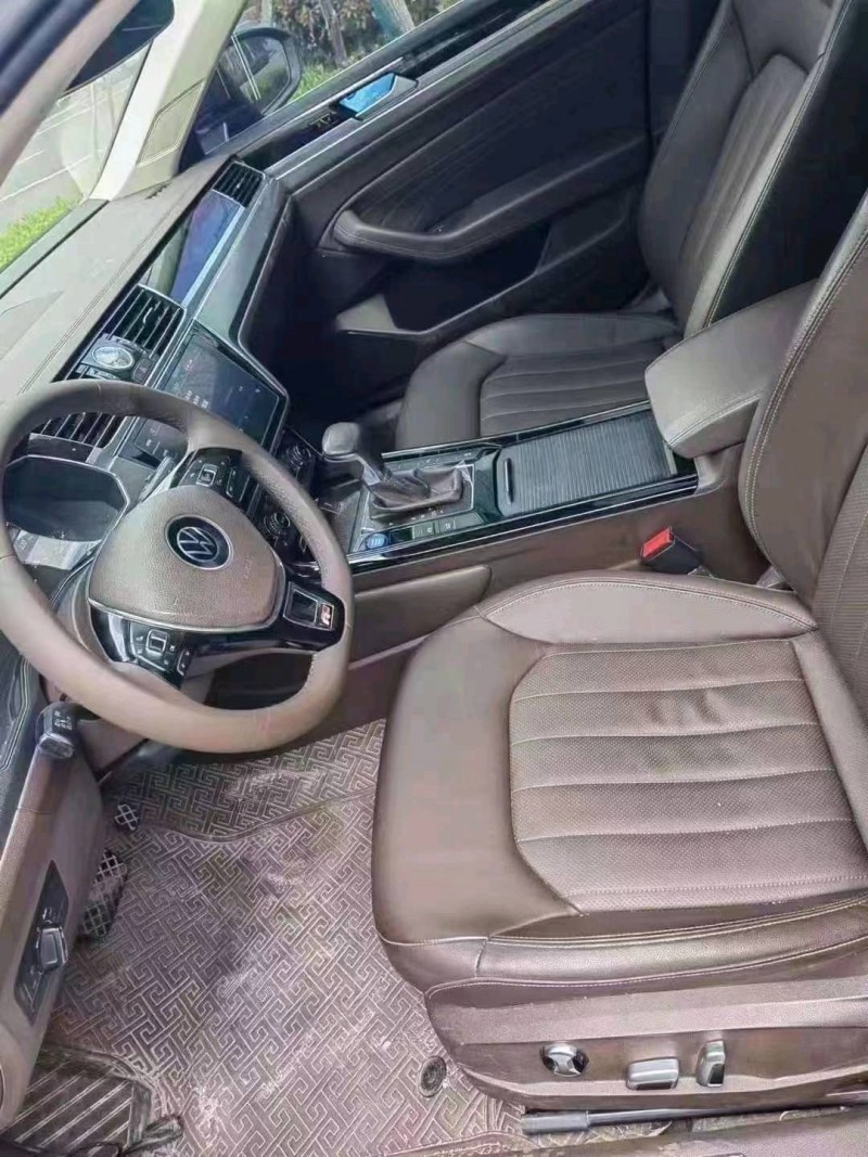 潍坊21年大众辉昂4