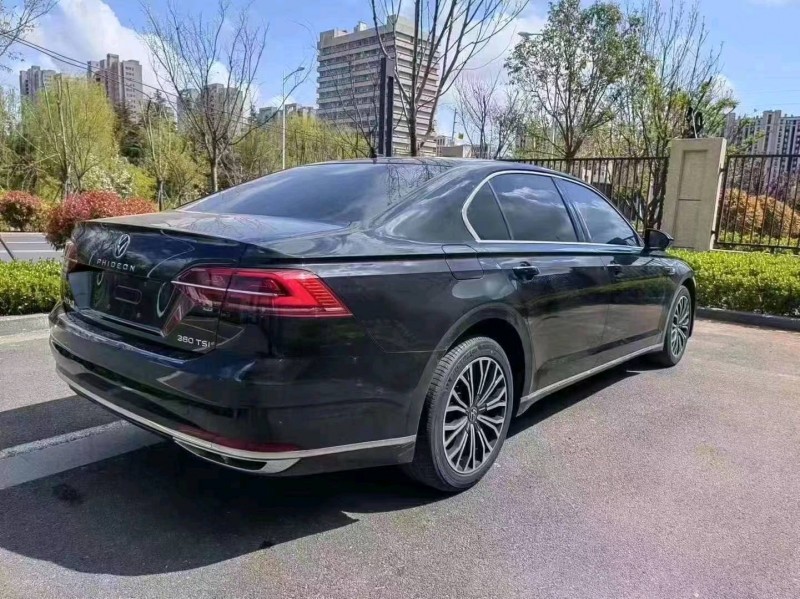 潍坊21年大众辉昂7