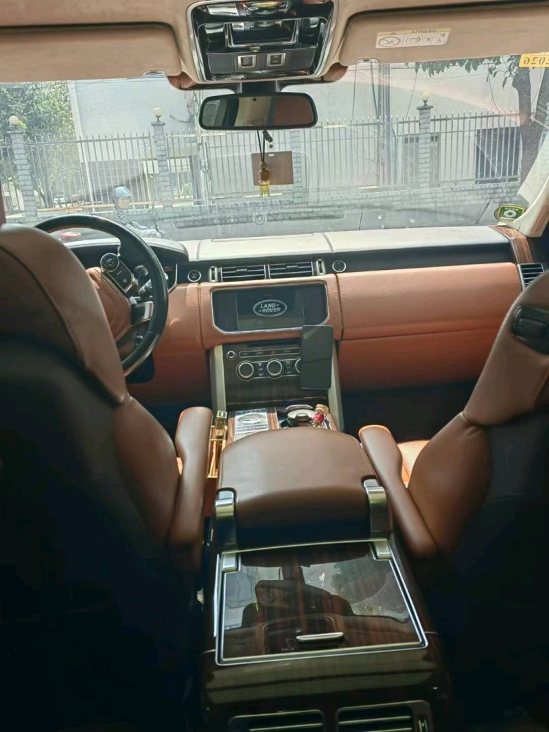 广州16年路虎揽胜行政4