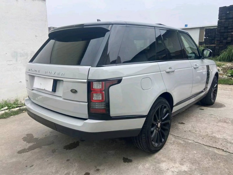 广州17年路虎揽胜行政9