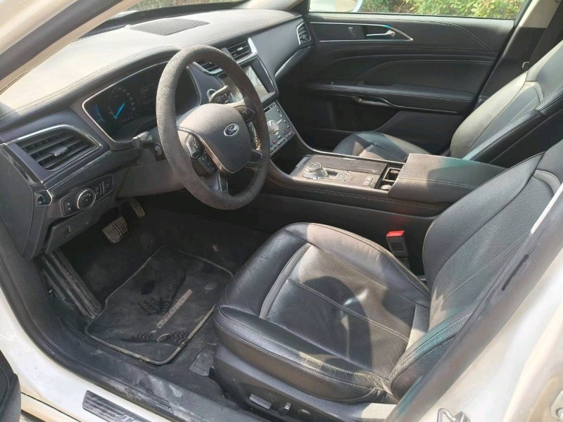 徐州17年福特金牛座6