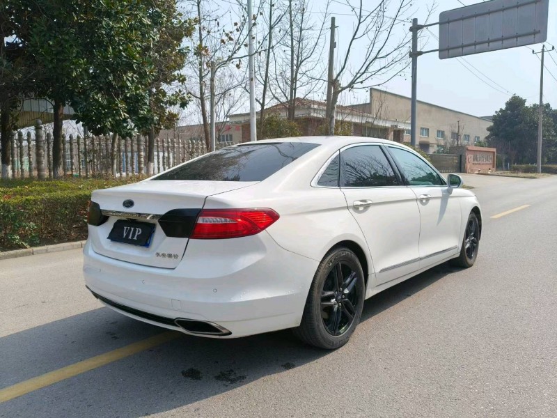 徐州17年福特金牛座8