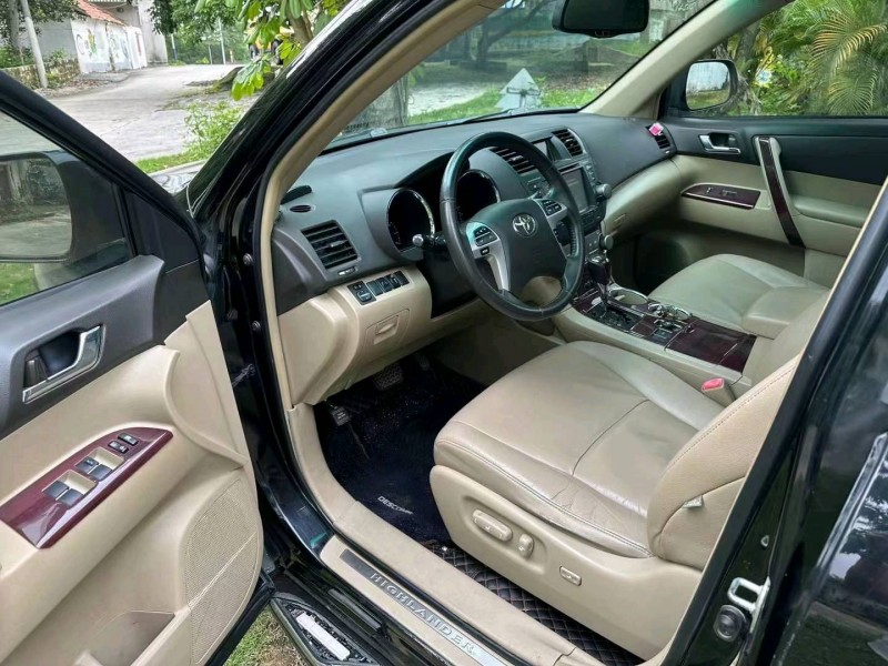 佛山13年丰田汉兰达6