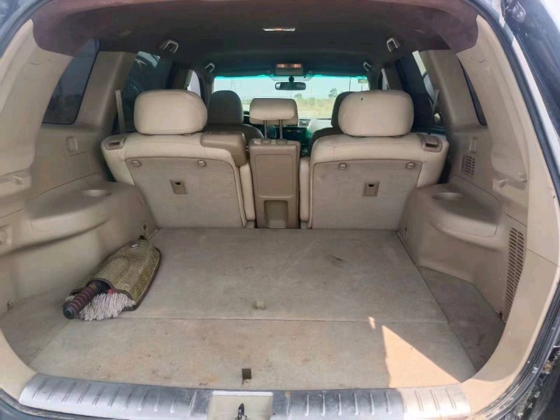 保定14年丰田汉兰达4