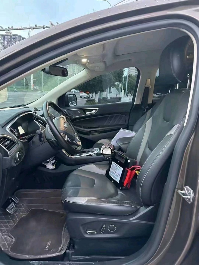 重庆15年福特锐界4