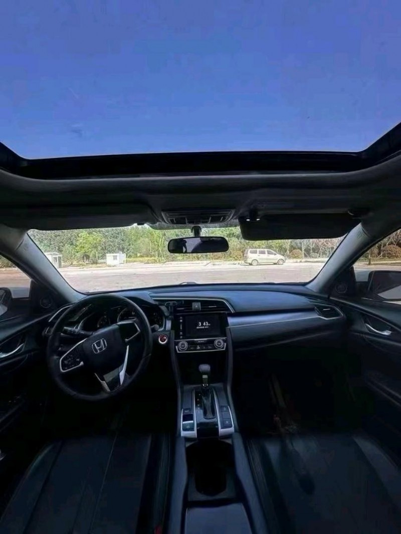 烟台18年本田思域3