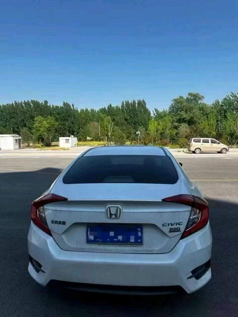 烟台18年本田思域8