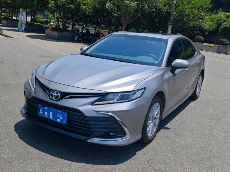 重庆22年丰田凯美瑞2