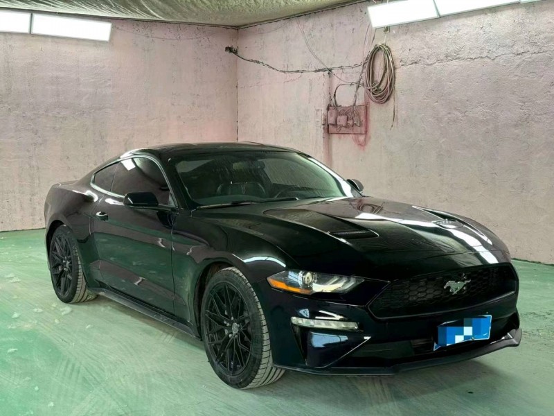 东营19年福特野马2