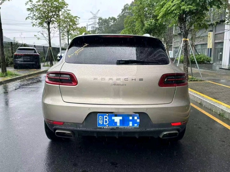 汕头18年保时捷Macan5