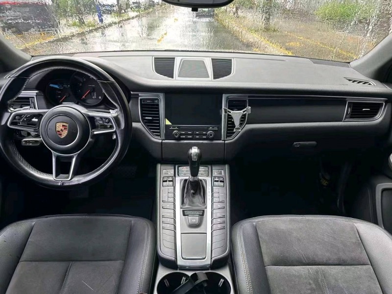 汕头18年保时捷Macan6