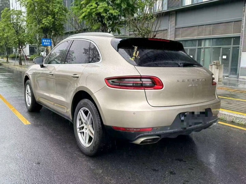 汕头18年保时捷Macan7