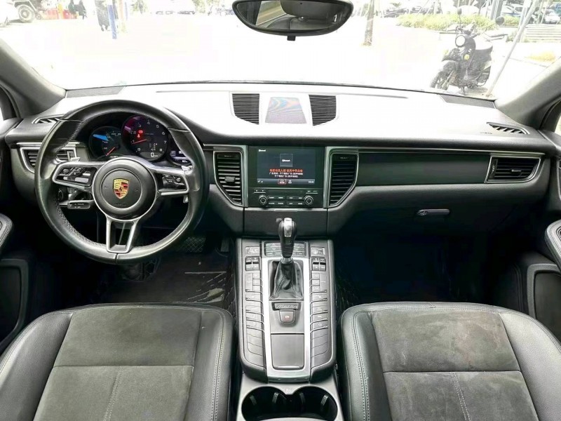 汕头17年保时捷Macan6