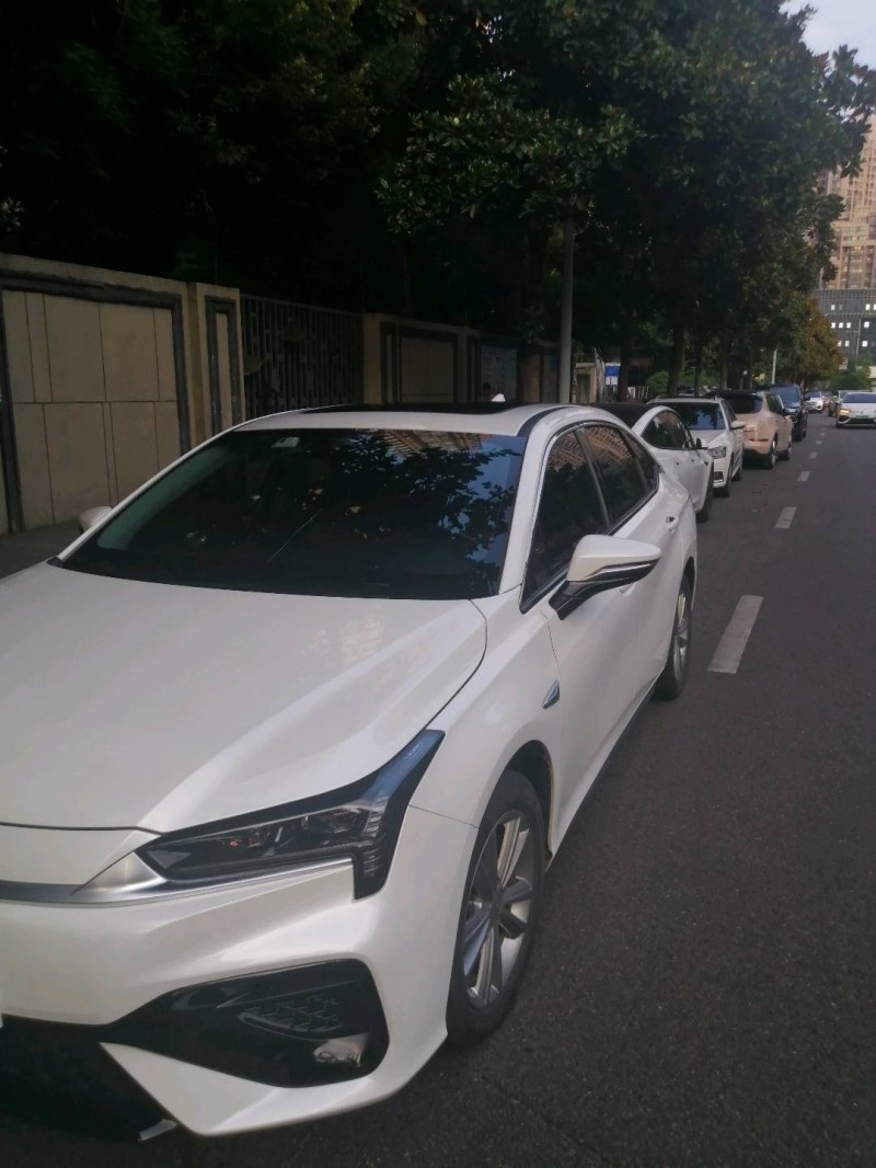 成都23年传祺埃安S5803