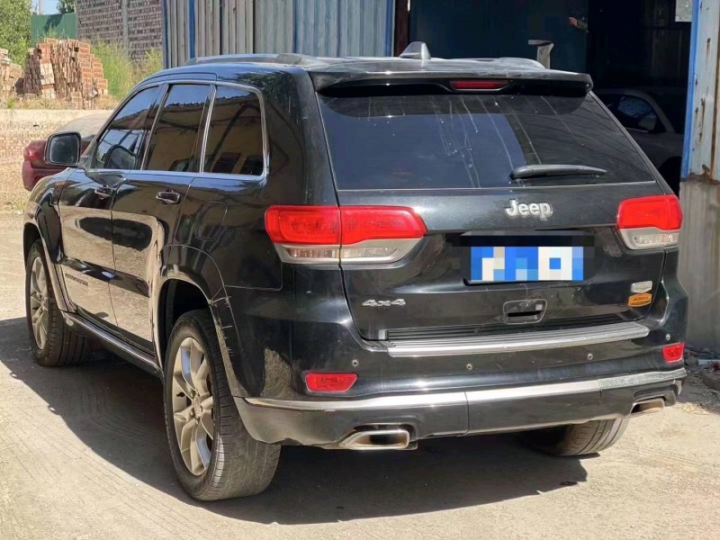 菏泽17年Jeep大切诺基5