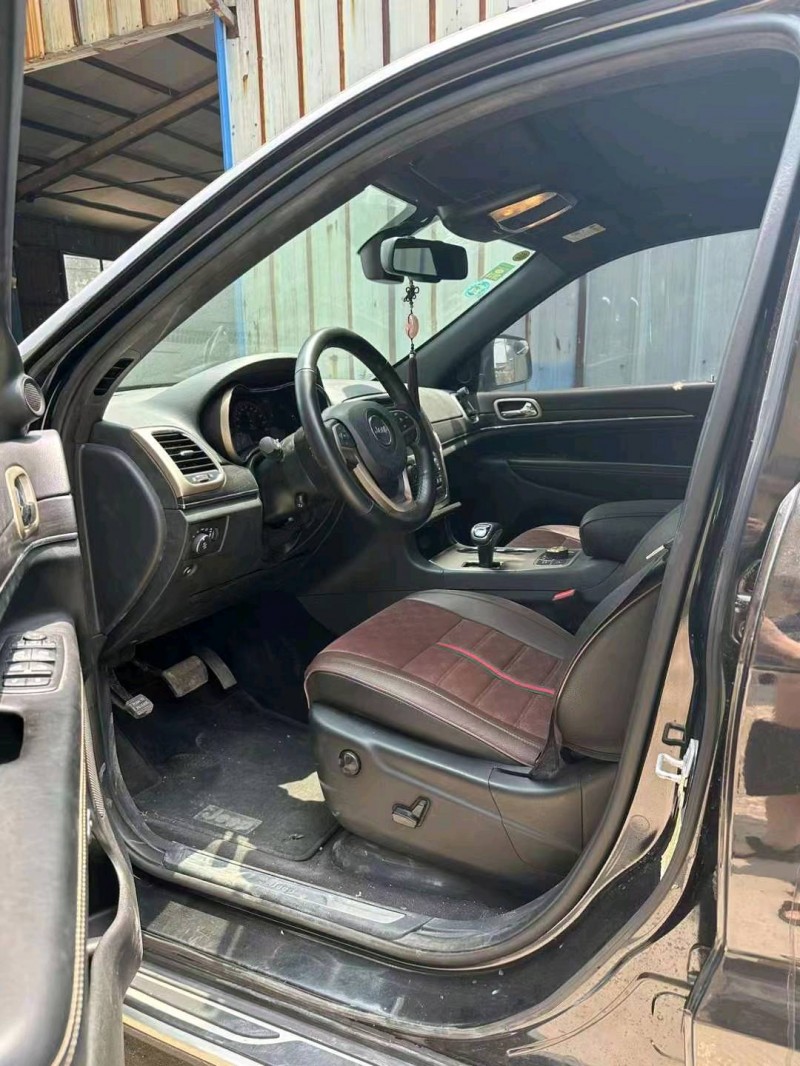 菏泽16年Jeep大切诺基7