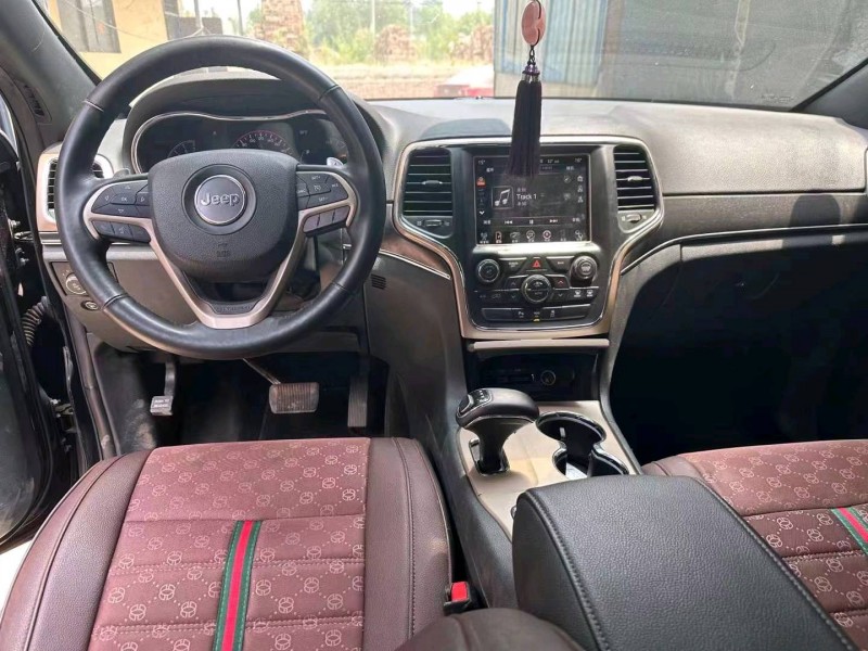 菏泽16年Jeep大切诺基9