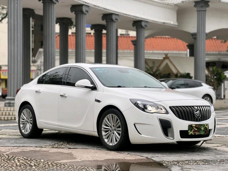 东莞17年别克君威2