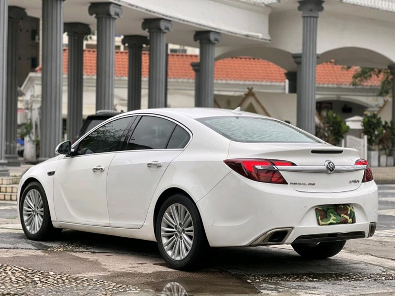 东莞17年别克君威7